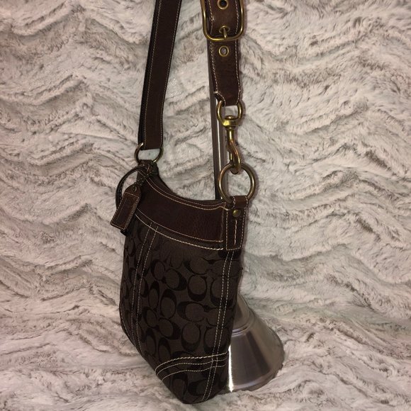 NEW Brown Duffle with Leather Straps and Trim - Picture 1 of 2